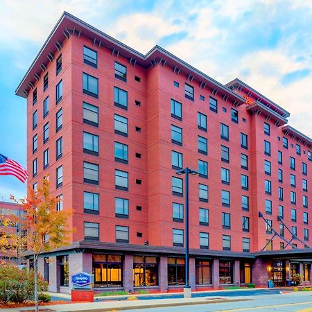 Hampton Inn & Suites Pittsburgh Downtown Bagian luar foto