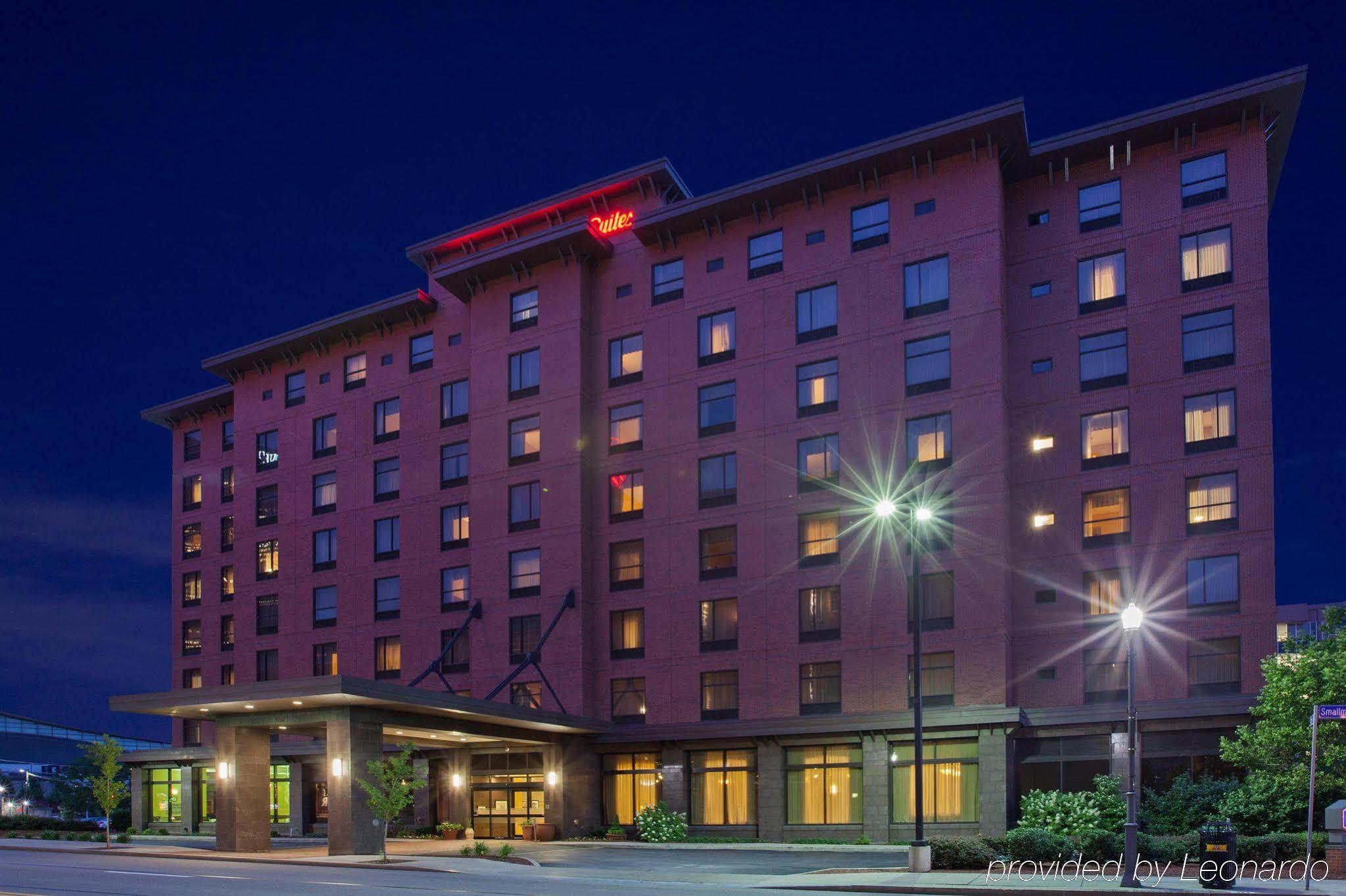 Hampton Inn & Suites Pittsburgh Downtown Bagian luar foto