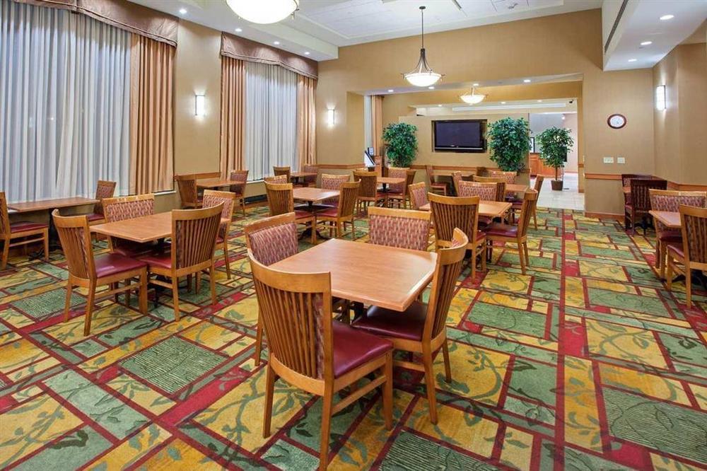 Hampton Inn & Suites Pittsburgh Downtown Bagian luar foto