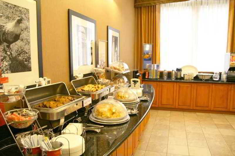 Hampton Inn & Suites Pittsburgh Downtown Restoran foto